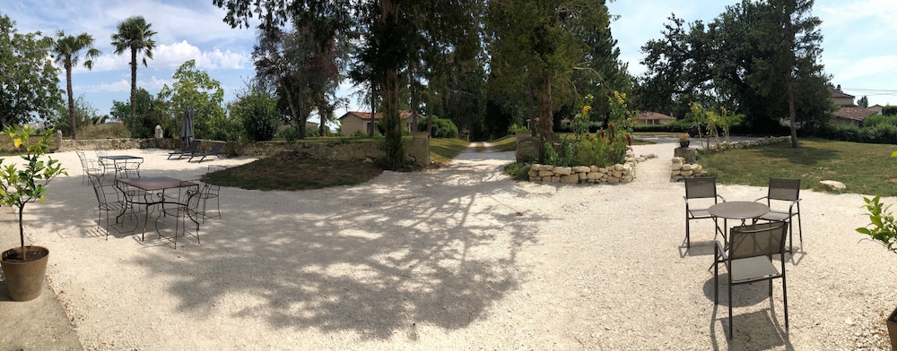 Double Room, Non Smoking, Park View photo 2
