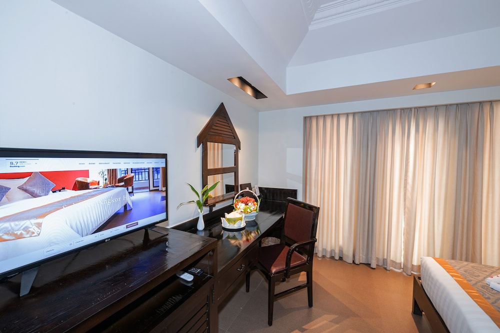 Deluxe Double Room, 1 King Bed - Photo 3