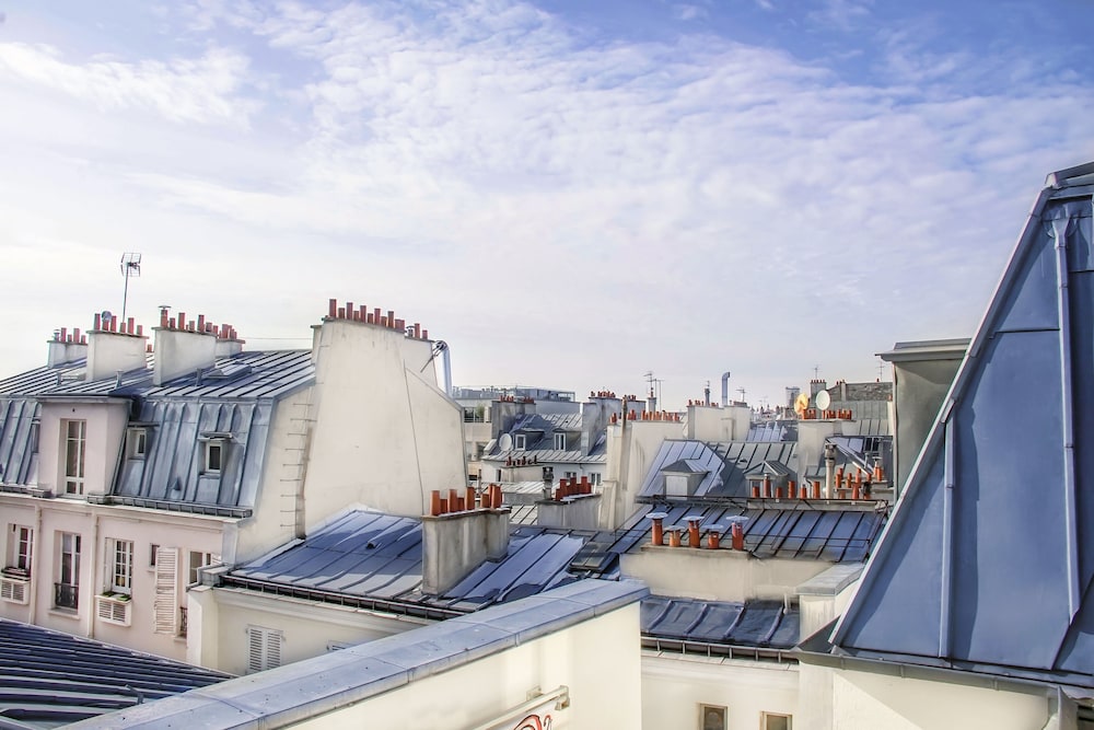 Chambre Deluxe Triple Toit de Paris thumbnail 5