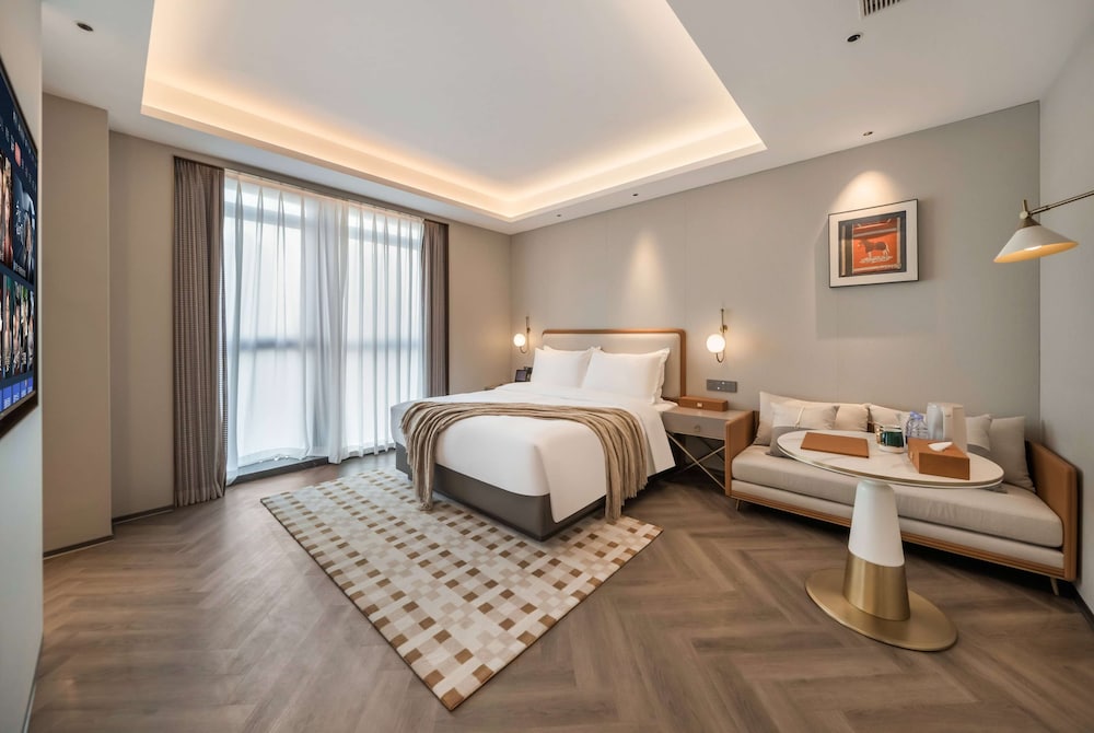 Superior Room, 1 King Bed, Non Smoking