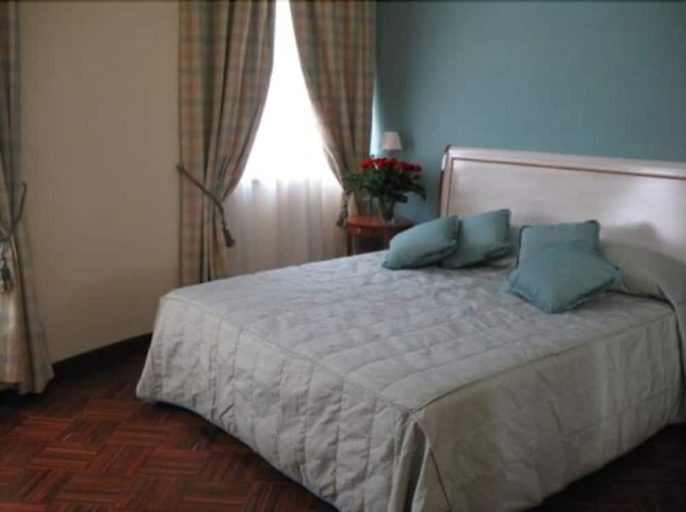 Superior Double Room - Photo 2