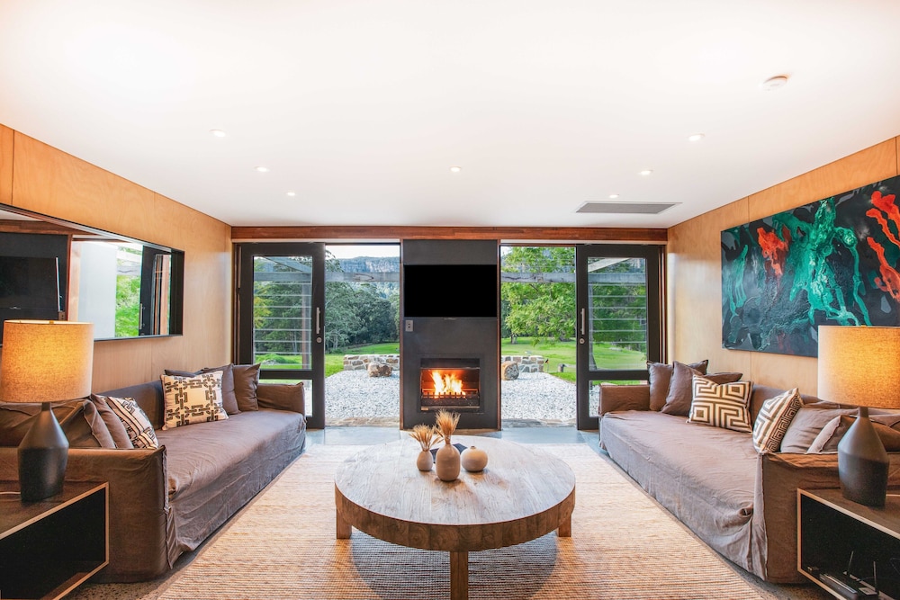 Jacaranda - Luxury Villa photo 1