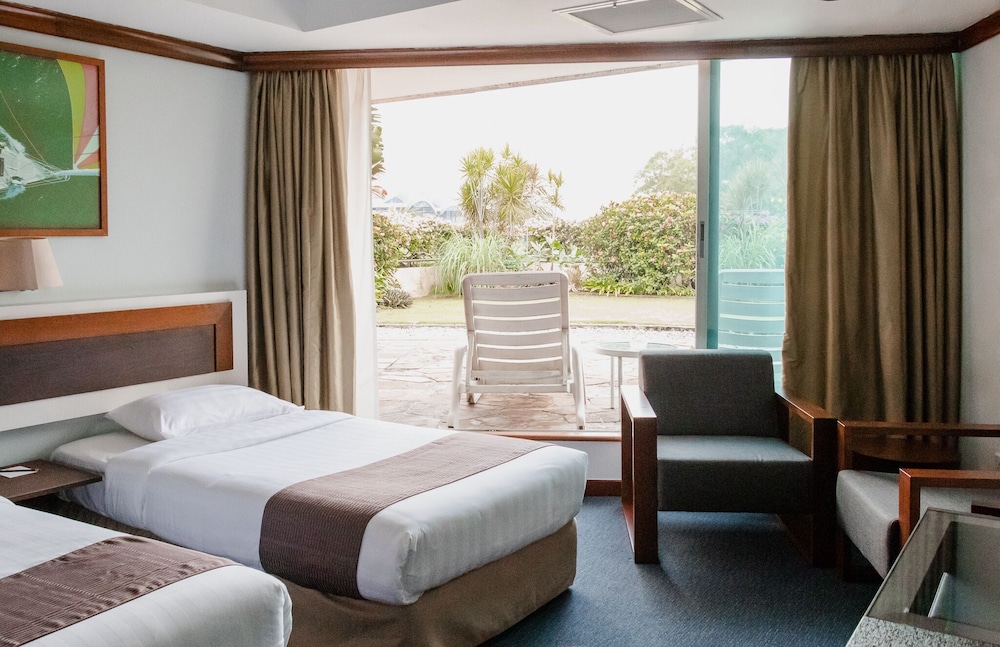 Deluxe Double or Twin Room photo 2