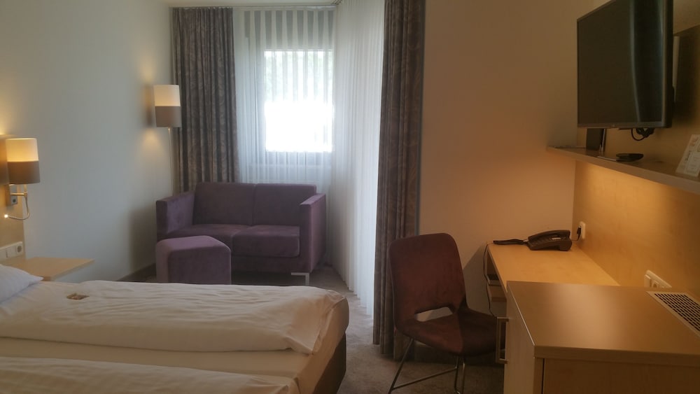 Double Room - Photo 9