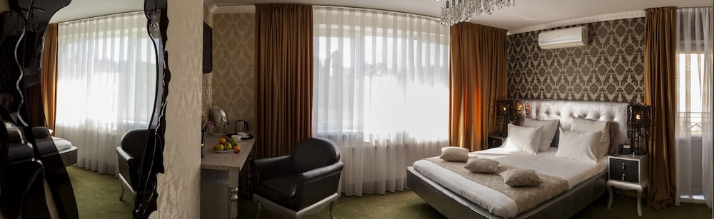 Business Double or Twin Room