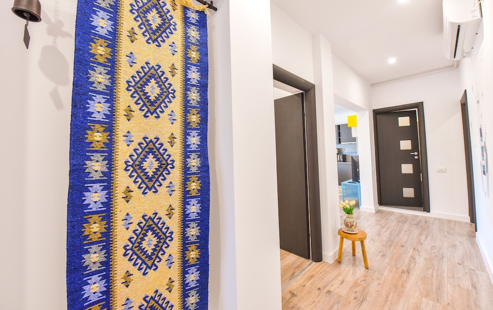 Deluxe Apartment, 2 Bedrooms, River View, Ground Floor photo 3
