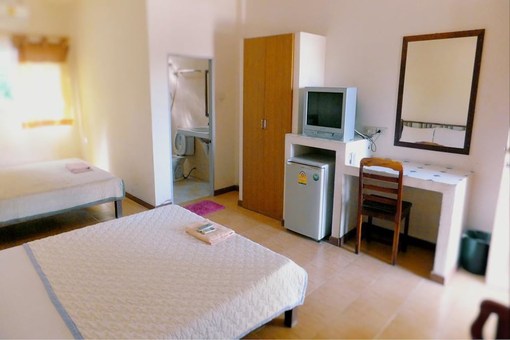 Standard Twin Room photo 2