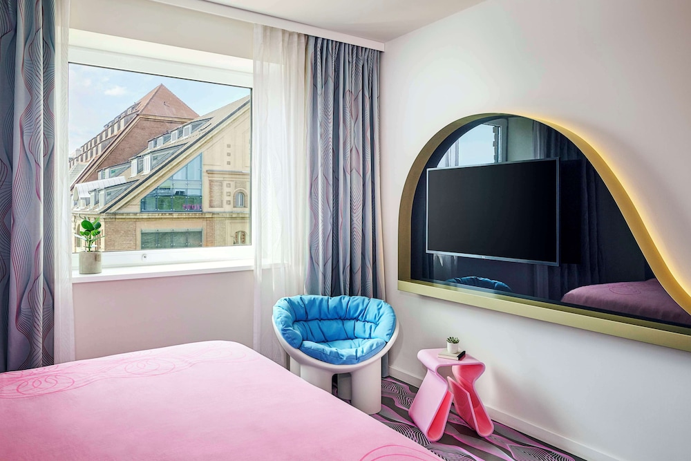 nhow Room