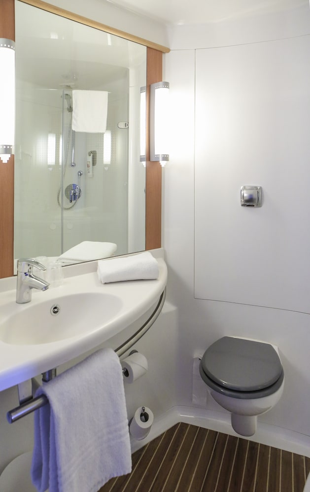 Room, 1 Double Bed (For 1 Or 2 Persons) - Photo 8