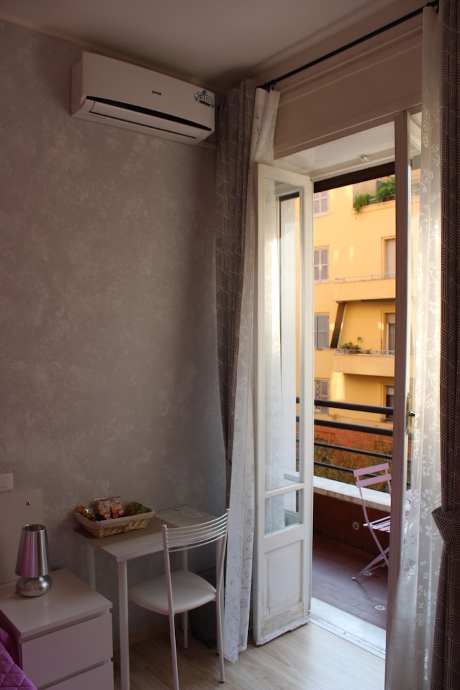 Double or Twin Room, Balcony