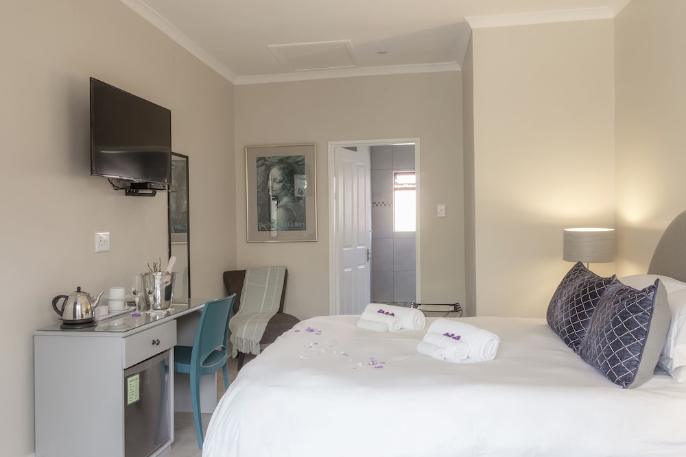 Superior Garden Suite 3 (10) photo 1