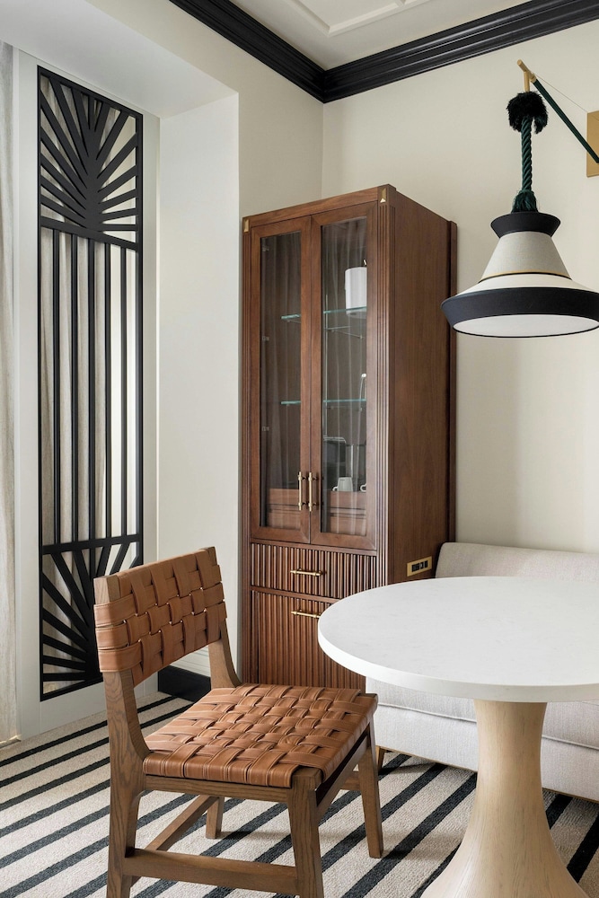 Room, 1 King Bed, Balcony, Oceanfront