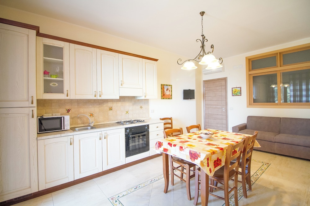 Royal Apartment, Sea View photo 3