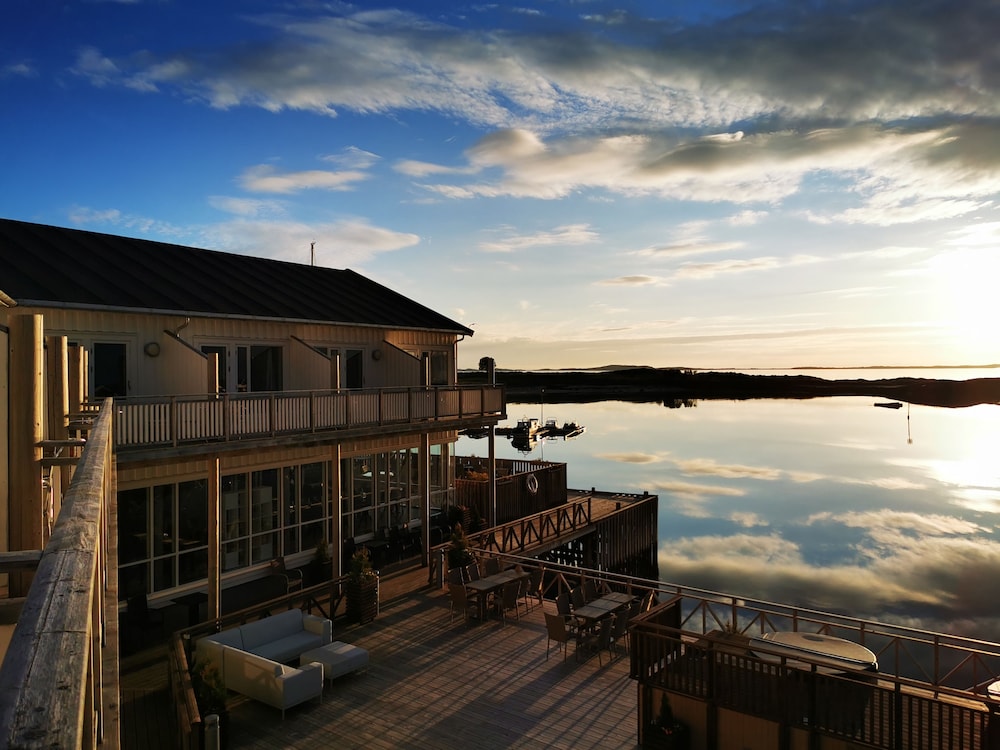 Suite, 2 Bedrooms, Sea View photo 3