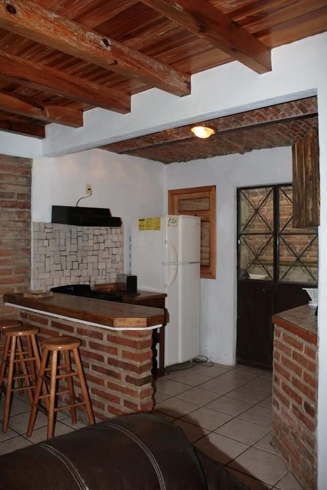 Basic Cabin, 3 Bedrooms, Kitchenette photo 3