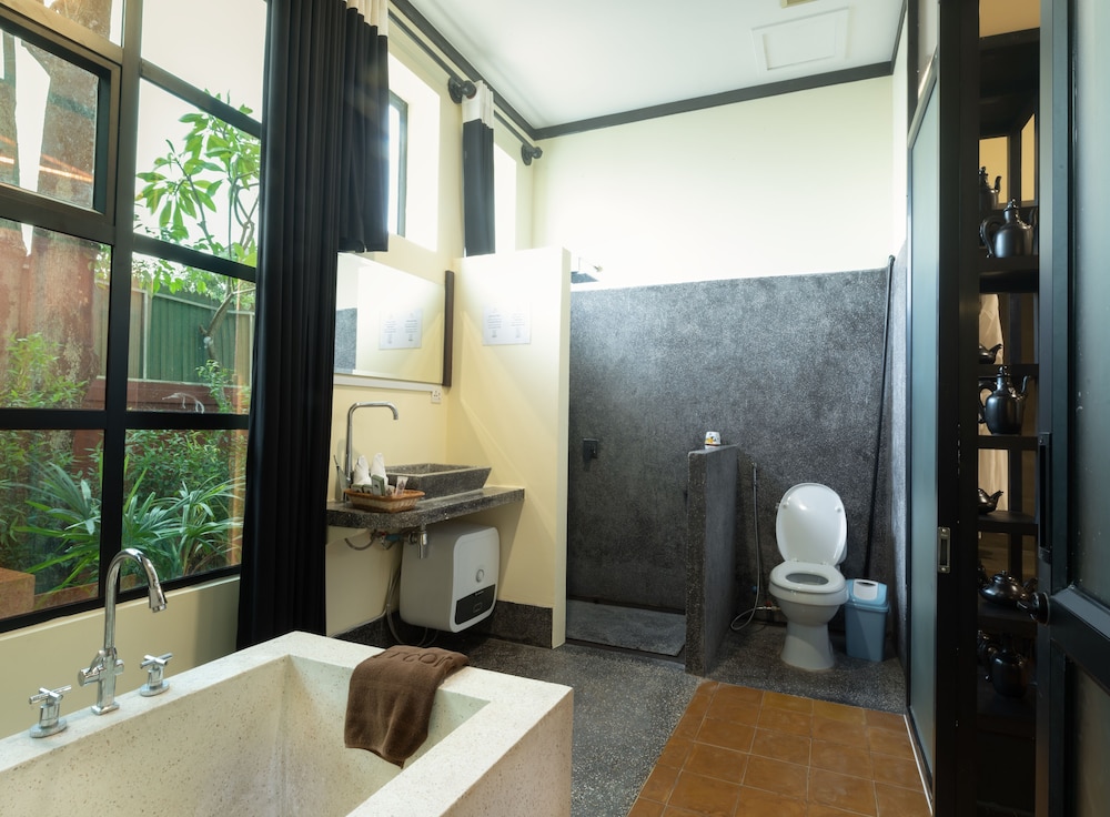 Deluxe Double Room - Photo 6