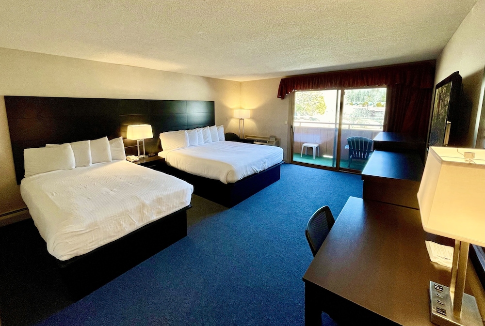 Room, Multiple Beds, Mountain View, Annex Building - Photo 1