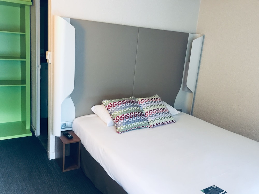 Standard Room, 1 Double Bed - Photo 2