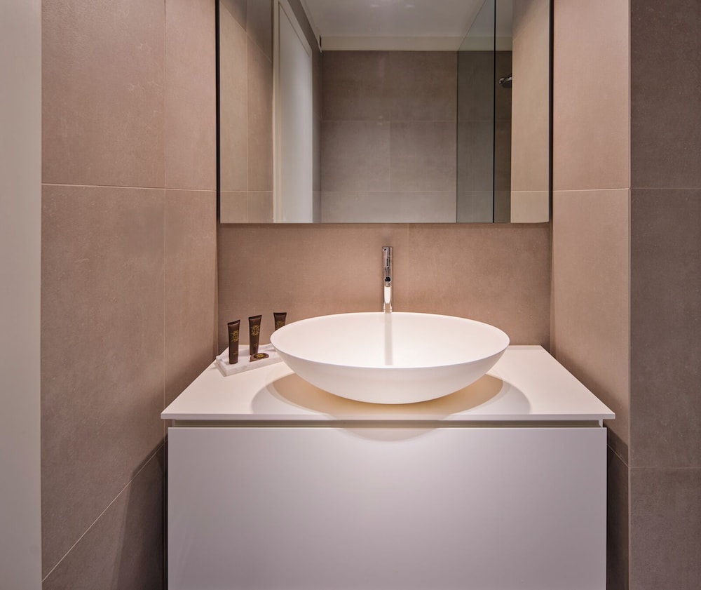 Classic Apartment, Ground Floor - Photo 9