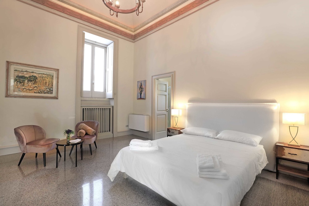 Classic Double Room - Photo 5