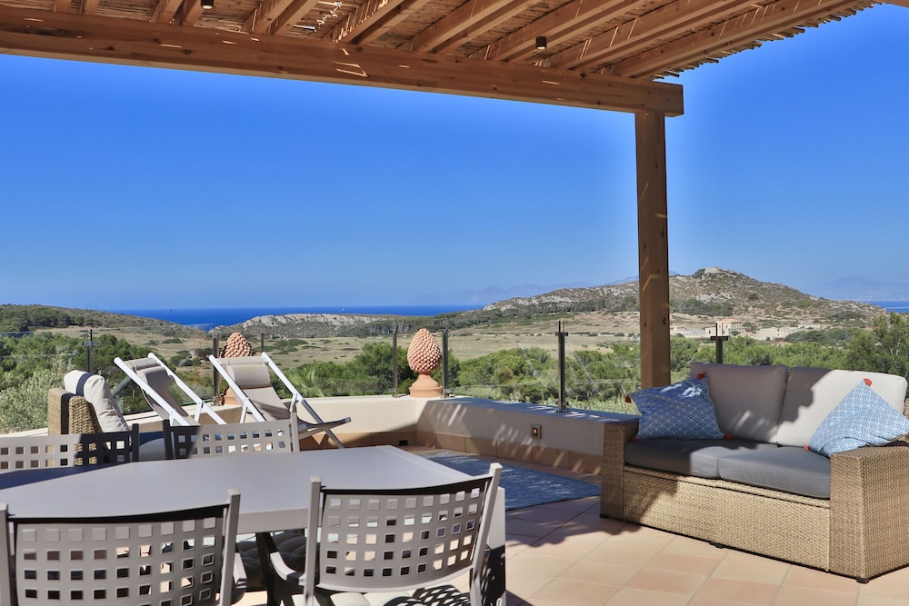 Deluxe Room, Terrace - Photo 1