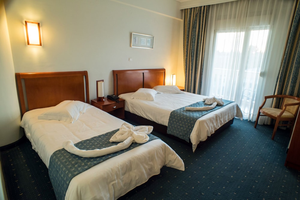 Triple Room - Photo 2