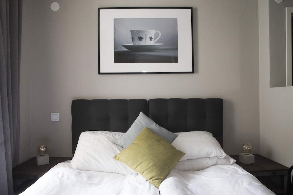 Basic Double Room, 1 Double Bed photo 2