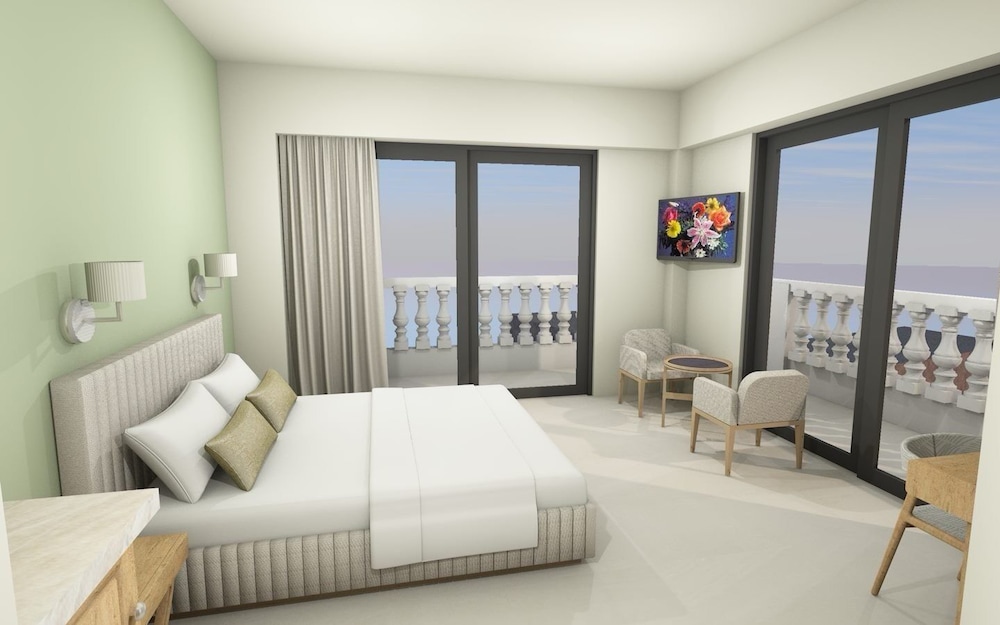 Light Suite With Town View Annex