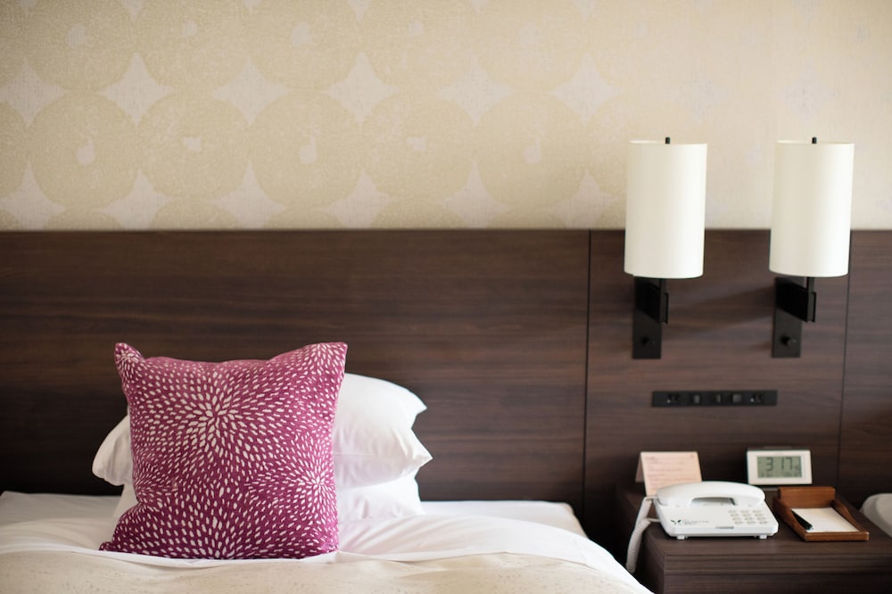 Deluxe Western Room photo 2