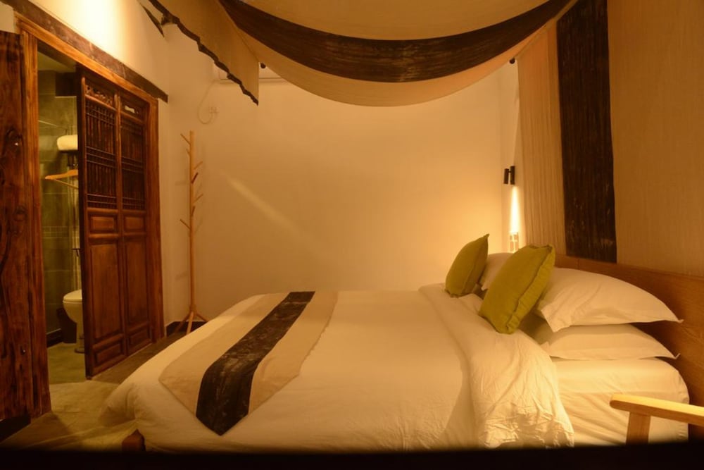 Design Suite A photo 1