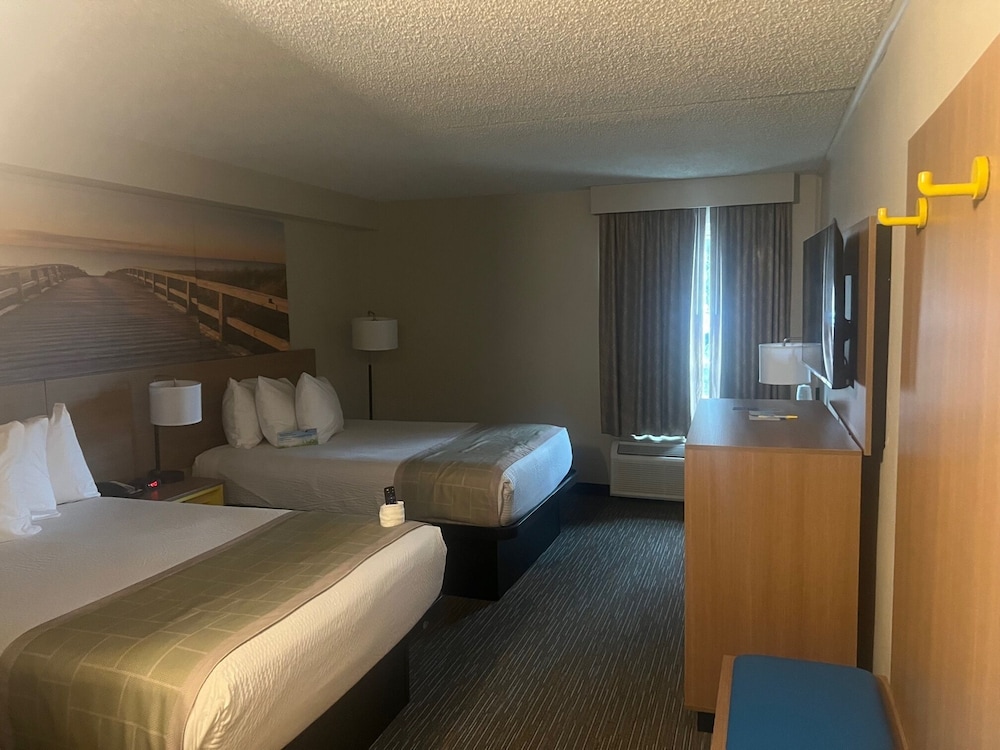 Room, 2 Double Beds, Accessible, Non Smoking - Photo 3