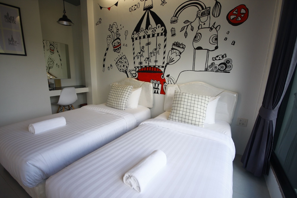 Standard Twin Room photo 2