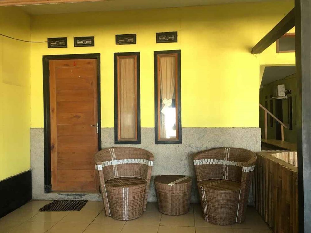 2-Bed AC - Photo 2