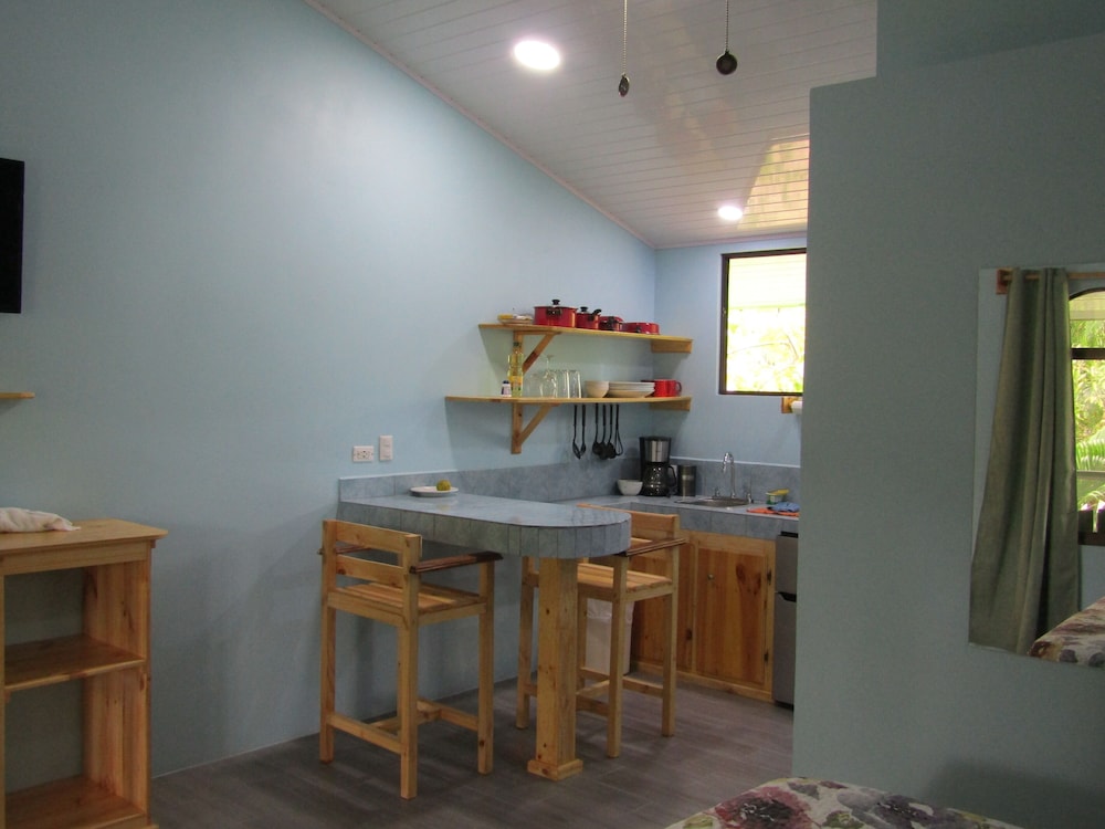 Economy Studio Suite photo 2