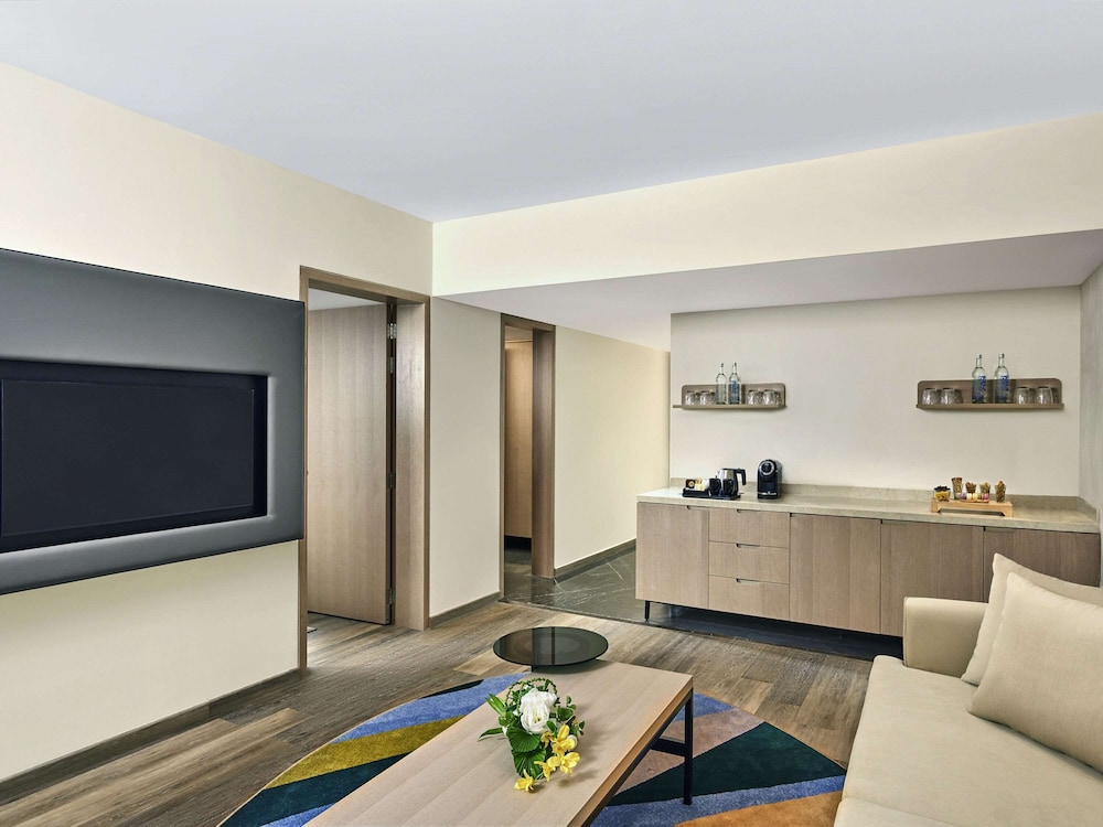 Superior Suite King Bed with Living Room, Cocktail Hours & Short Eats, 20% OFF On F&B And Spa