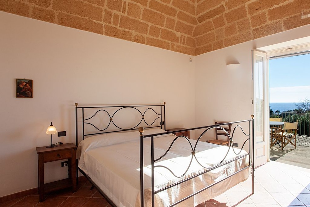 House, 4 Bedrooms