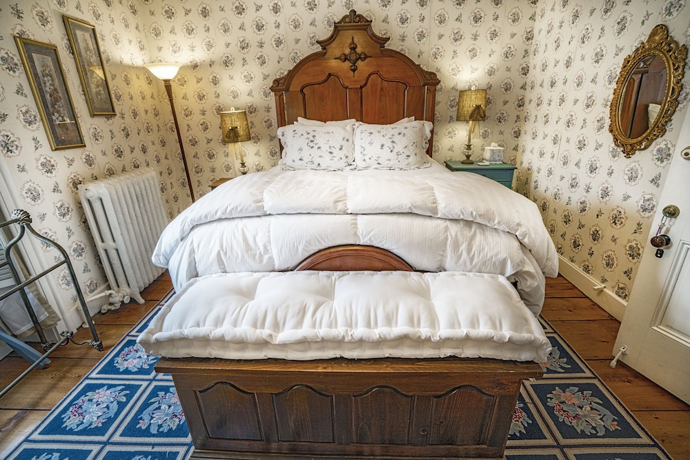 Suite, 1 Queen Bed (The Windsor Suite) photo 2