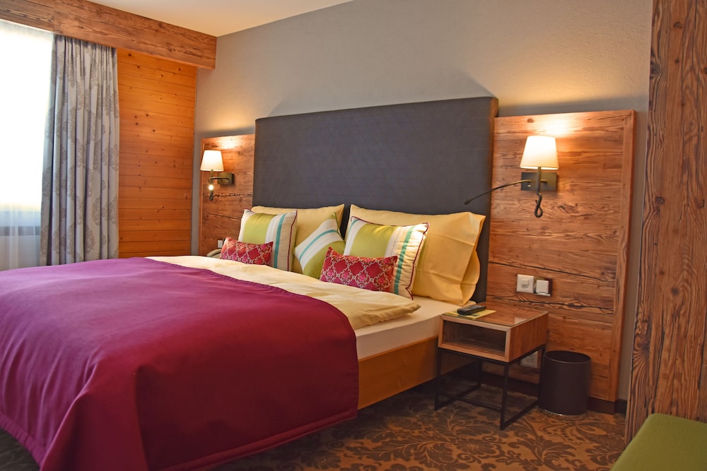 Family Suite, 1 Bedroom (Forest Side) photo 2