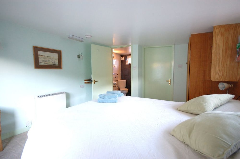Double Room, Annex Building (Hobbit House) photo 2