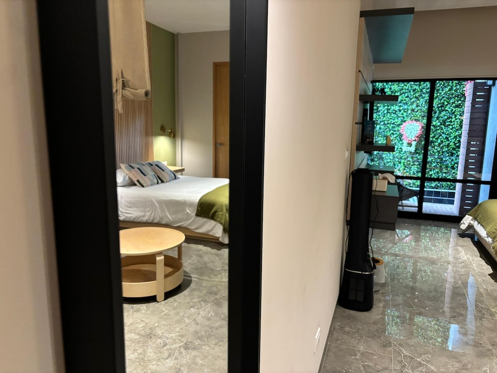 Basic Double Room, 1 Double Bed, Kitchenette, Garden View