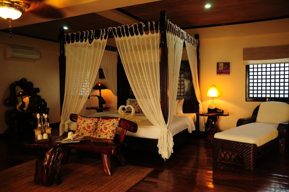 Calachuchi / Honeymoon suite room (sea view) photo 2
