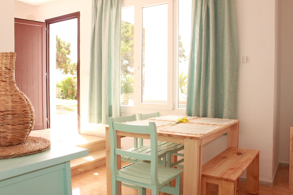 Villa, 3 Bedrooms, Terrace, Garden View (1 to 4 people) photo 3