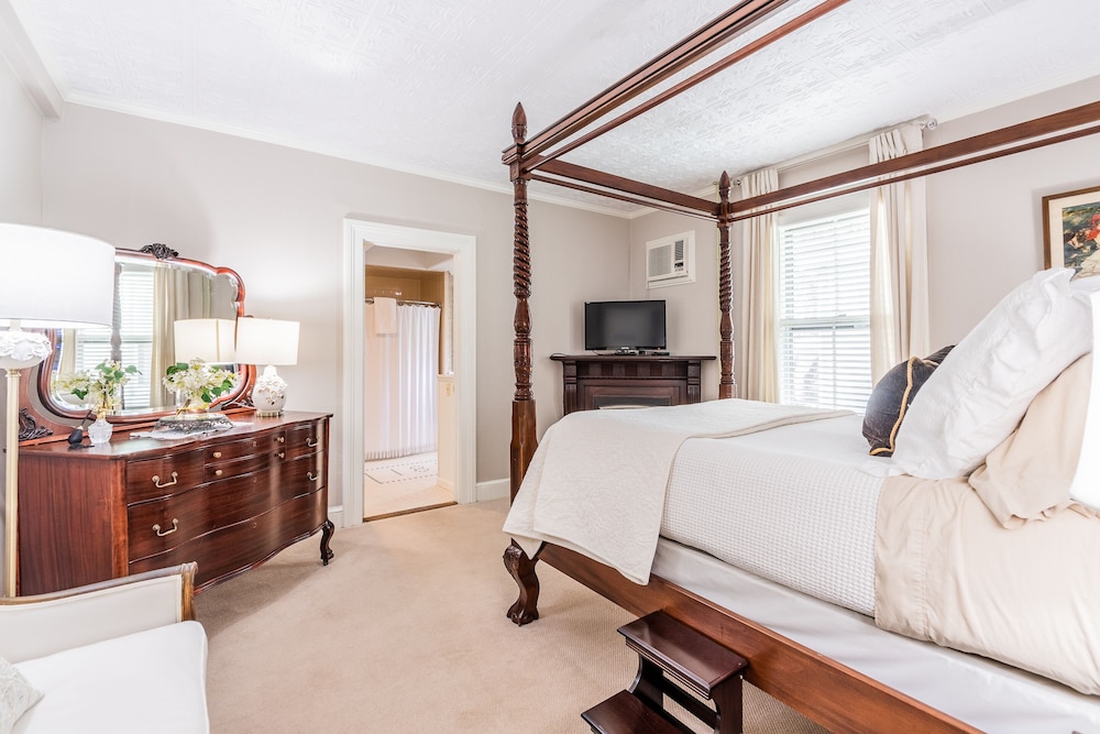 The Westbrook Room photo 1