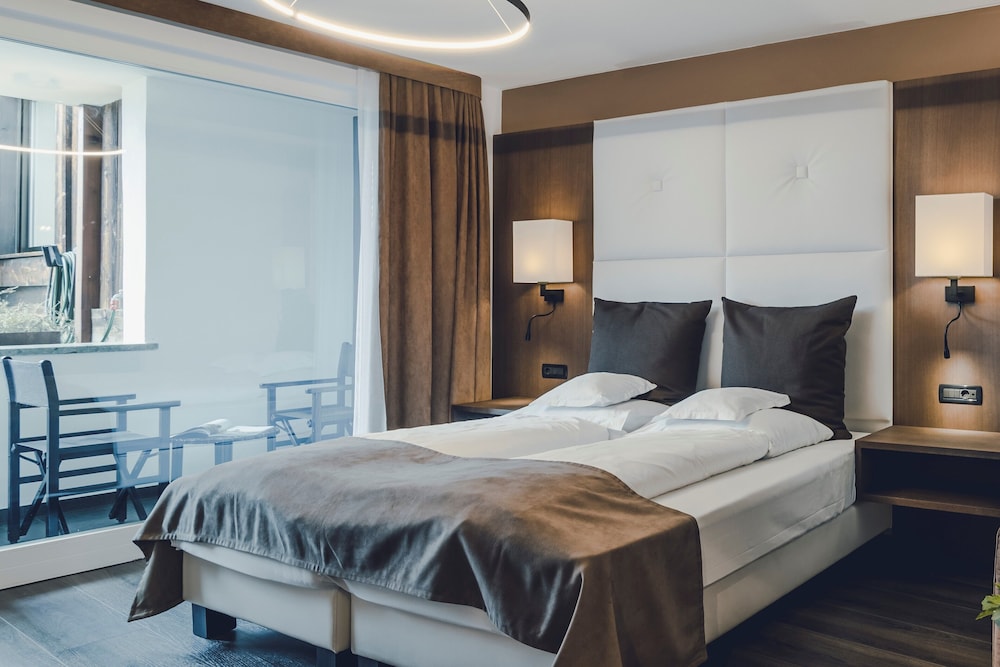 Basic Double Room, Balcony, Courtyard View photo 1
