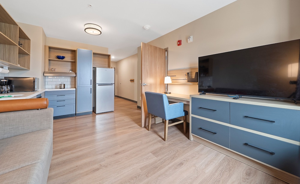 Room, 1 Bedroom, Accessible Bathtub, Non Smoking (Communications, Mobility) photo 2