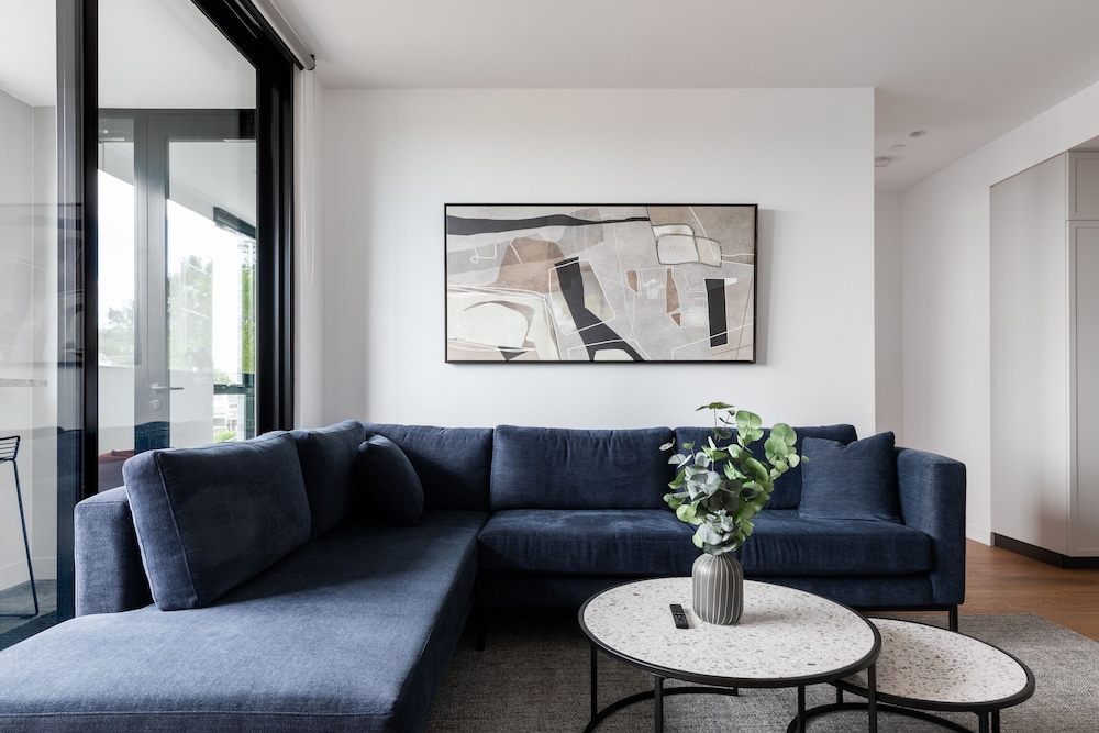 One Bedroom Winter Garden