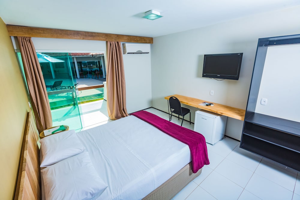 Deluxe Room, Balcony, Pool View