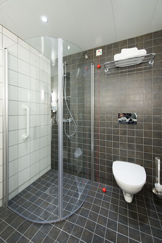 Single Room, Accessible photo 3