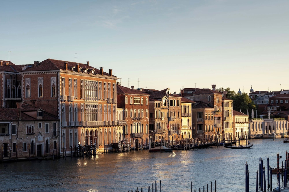 Grand Canal View Suite