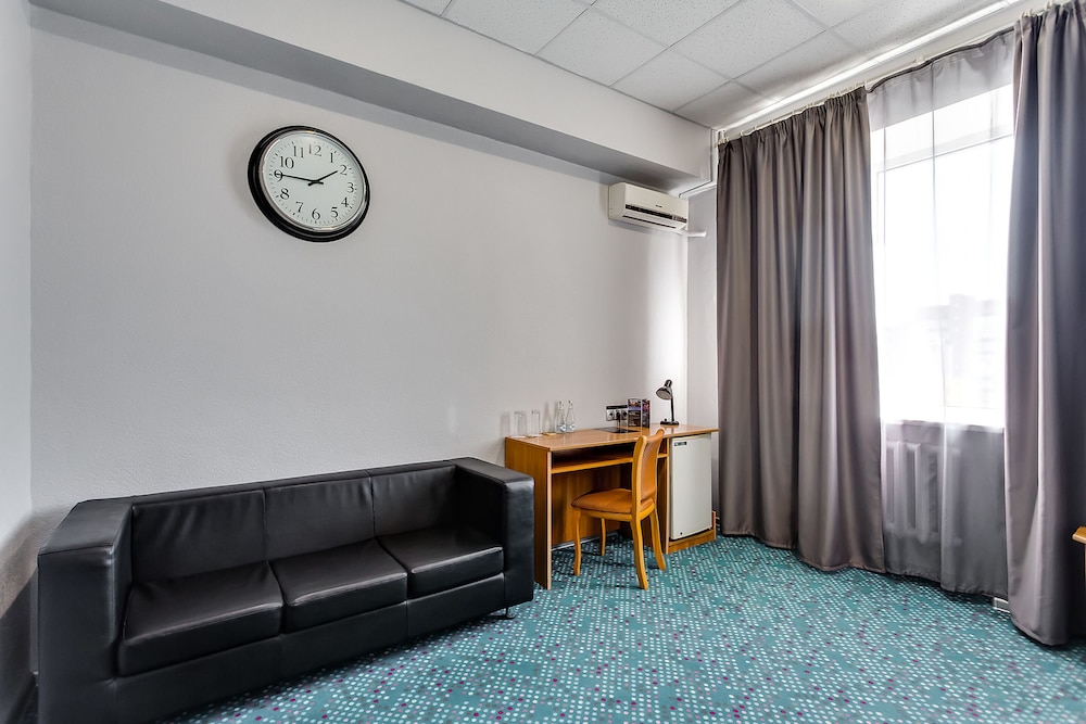 Business Twin Room photo 3